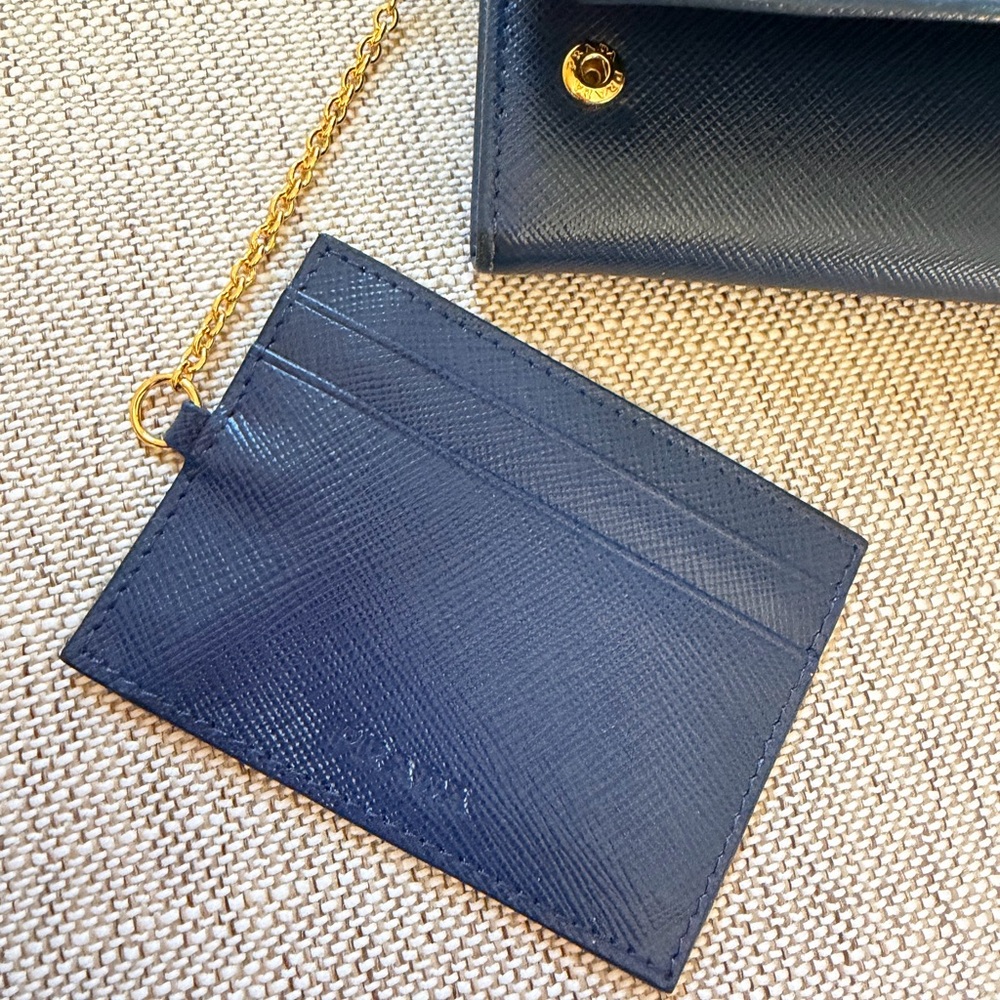 Prada Navy Blue Wallet with Gold Logo - Picture 11 of 13